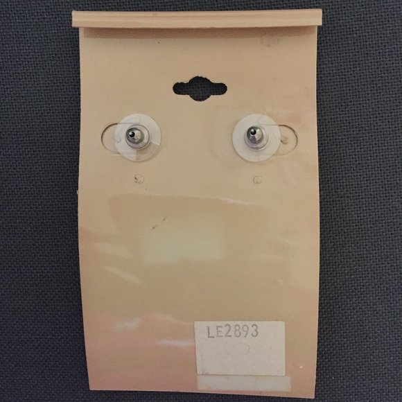 Victorian collection Earrings - Picture 3 of 4